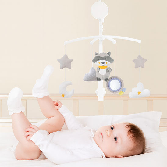 Mobile bebe raton laveur etoile