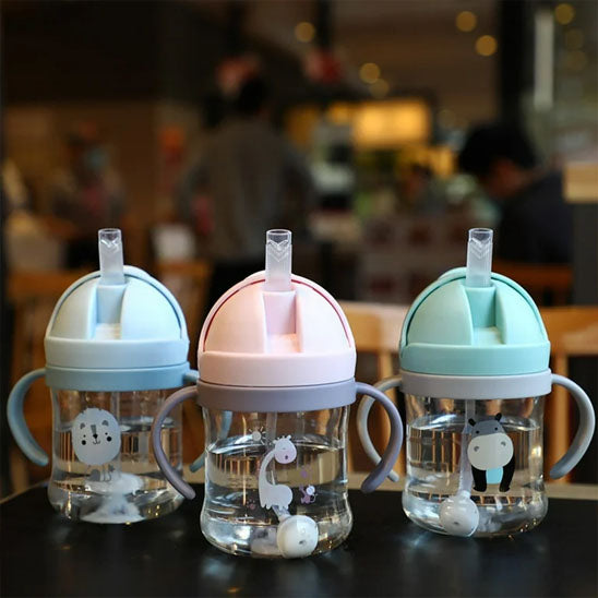 Tasse d'apprentissage bleu rose vert