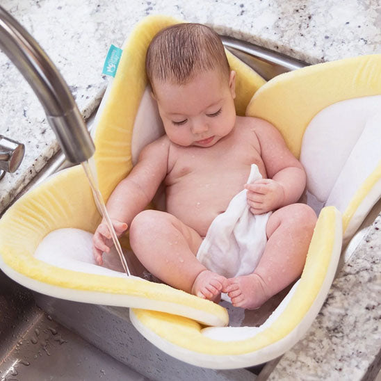 siege-de-bebe-pour-le-bain-forme-fleur