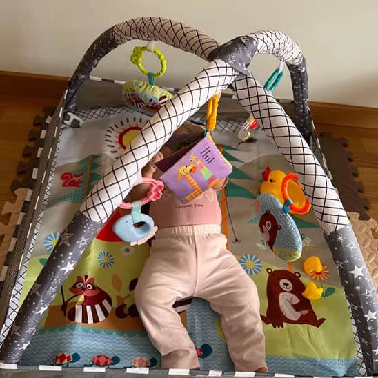 tapis-d_eveil-bébé-éducatif