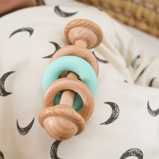 Hochet bébé bois dentaire