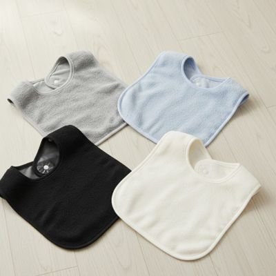 Bavoir bébé noir beige gris bleu