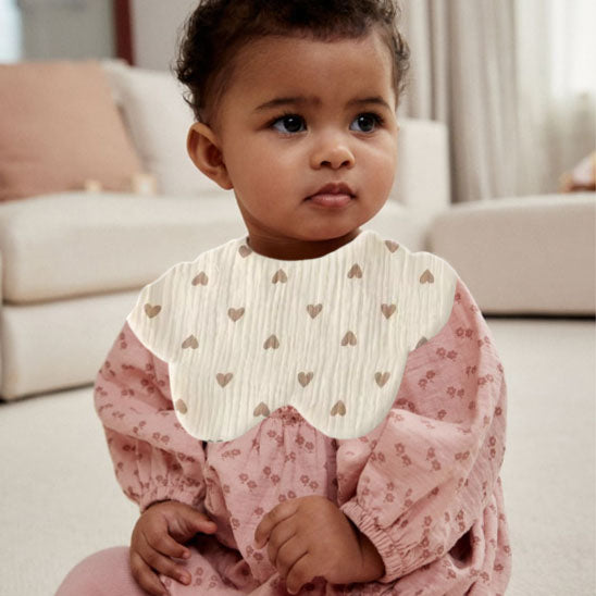 bavoir-bebe-cœur-brun
