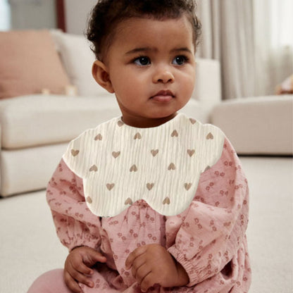 bavoir-bebe-cœur-brun