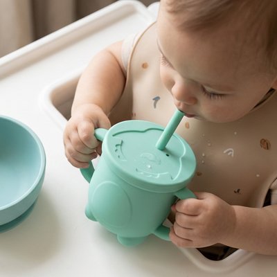 Gobelet bebe  vert silicone