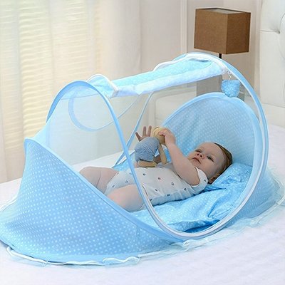 Lit moustiquaire bebe bleu clair