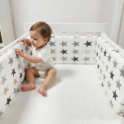 Tour de lit bébé étoile