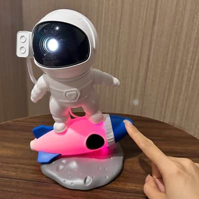 Veilleuse Projecteur Bébé Astronaute – Galaxie & Constellations – LED – Certification CE - Mum'sbaby